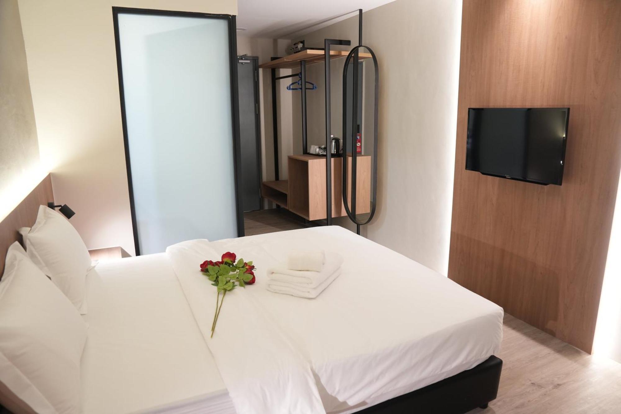 Roxy Hotel Aiman Kuching Exterior photo